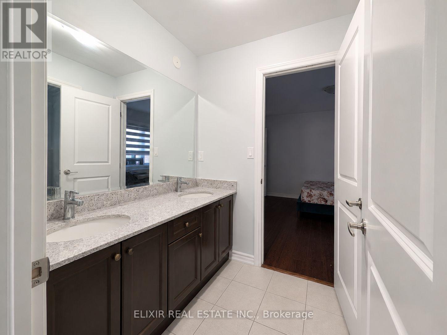 40 Wheatberry Crescent, Brampton, Ontario L6R 4A1 - Photo 14 - W13685264