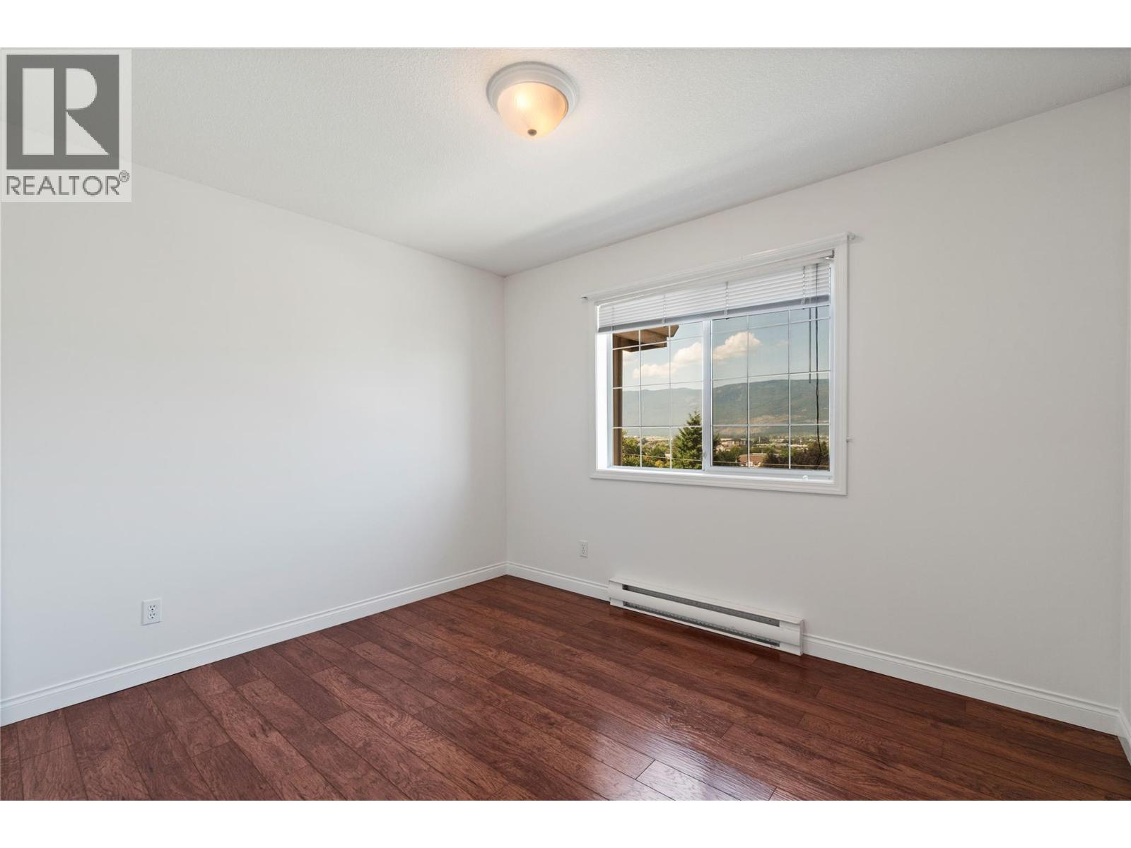 330 7 Street SE Unit# 303, Salmon Arm, British Columbia  V1E 1S7 - Photo 35 - 10398025