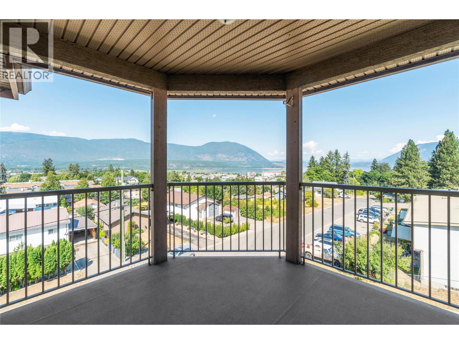 330 7 Street SE Unit# 303, Salmon Arm, British Columbia  V1E 1S7 - Photo 28 - 10398025