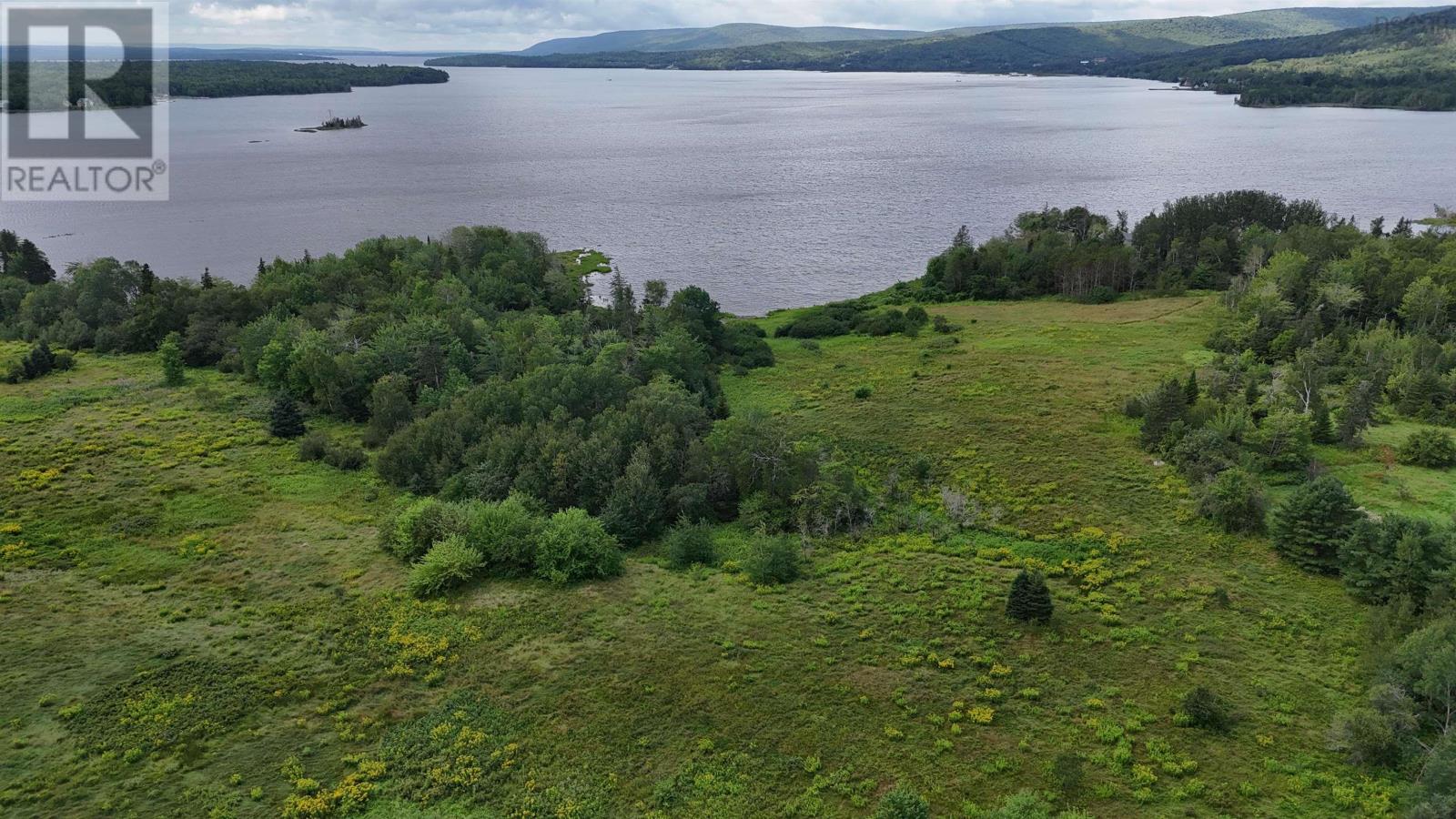 105 Highway, Baddeck Inlet, Nova Scotia  B0E 1B0 - Photo 2 - 202620821