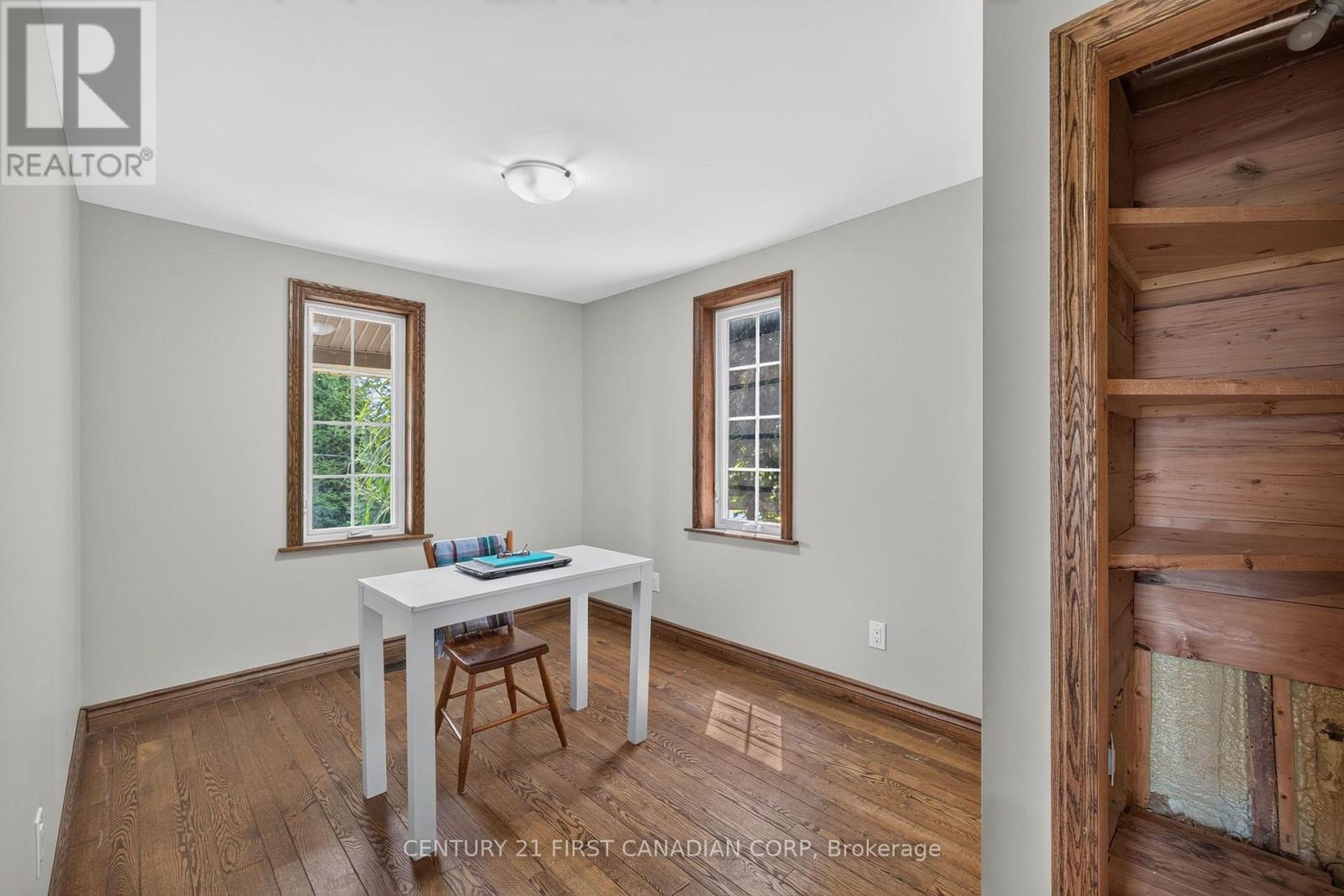 6196 Falconbridge Drive, Southwest Middlesex, Ontario  N0L 1A0 - Photo 16 - X13685402