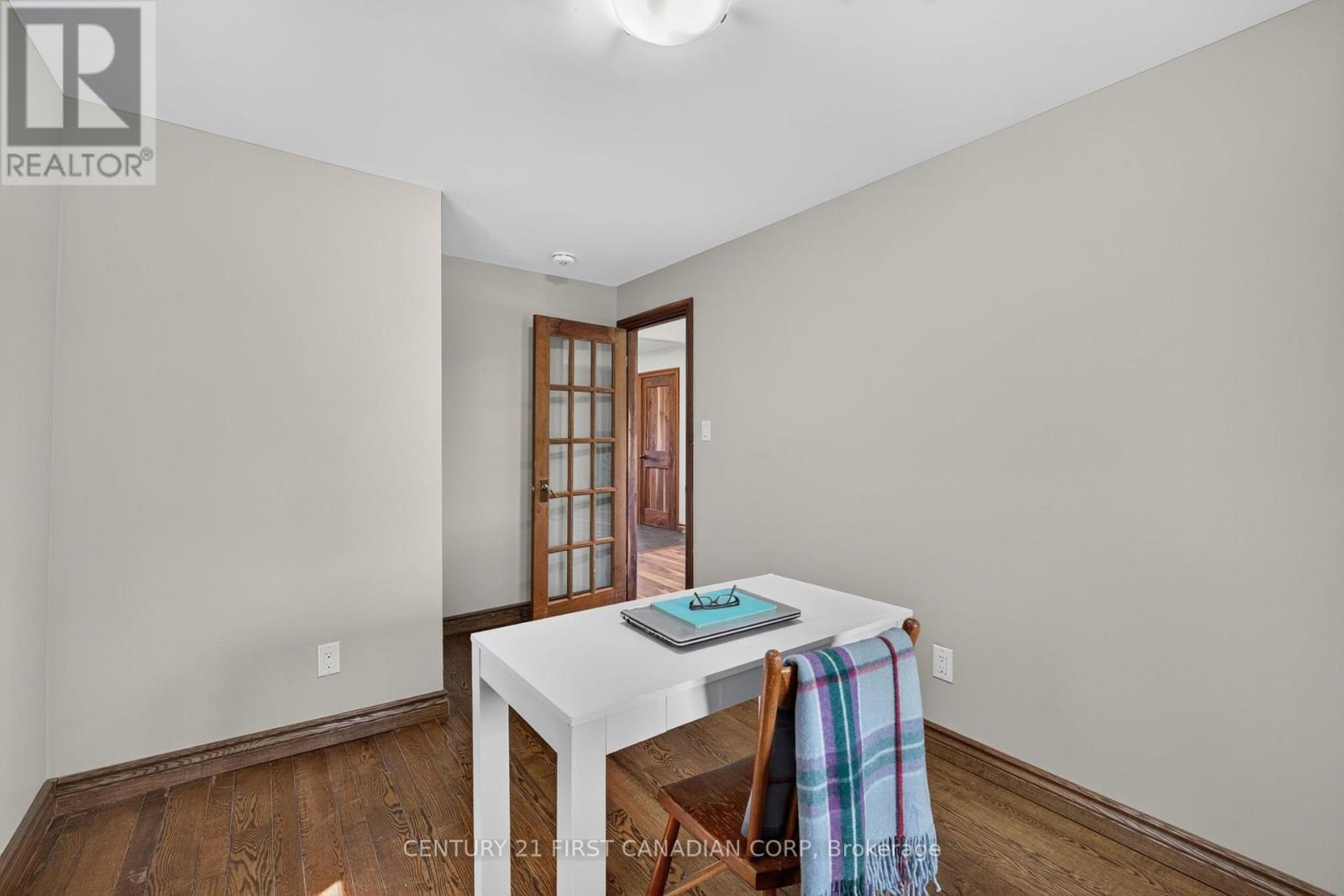 6196 Falconbridge Drive, Southwest Middlesex, Ontario  N0L 1A0 - Photo 17 - X13685402