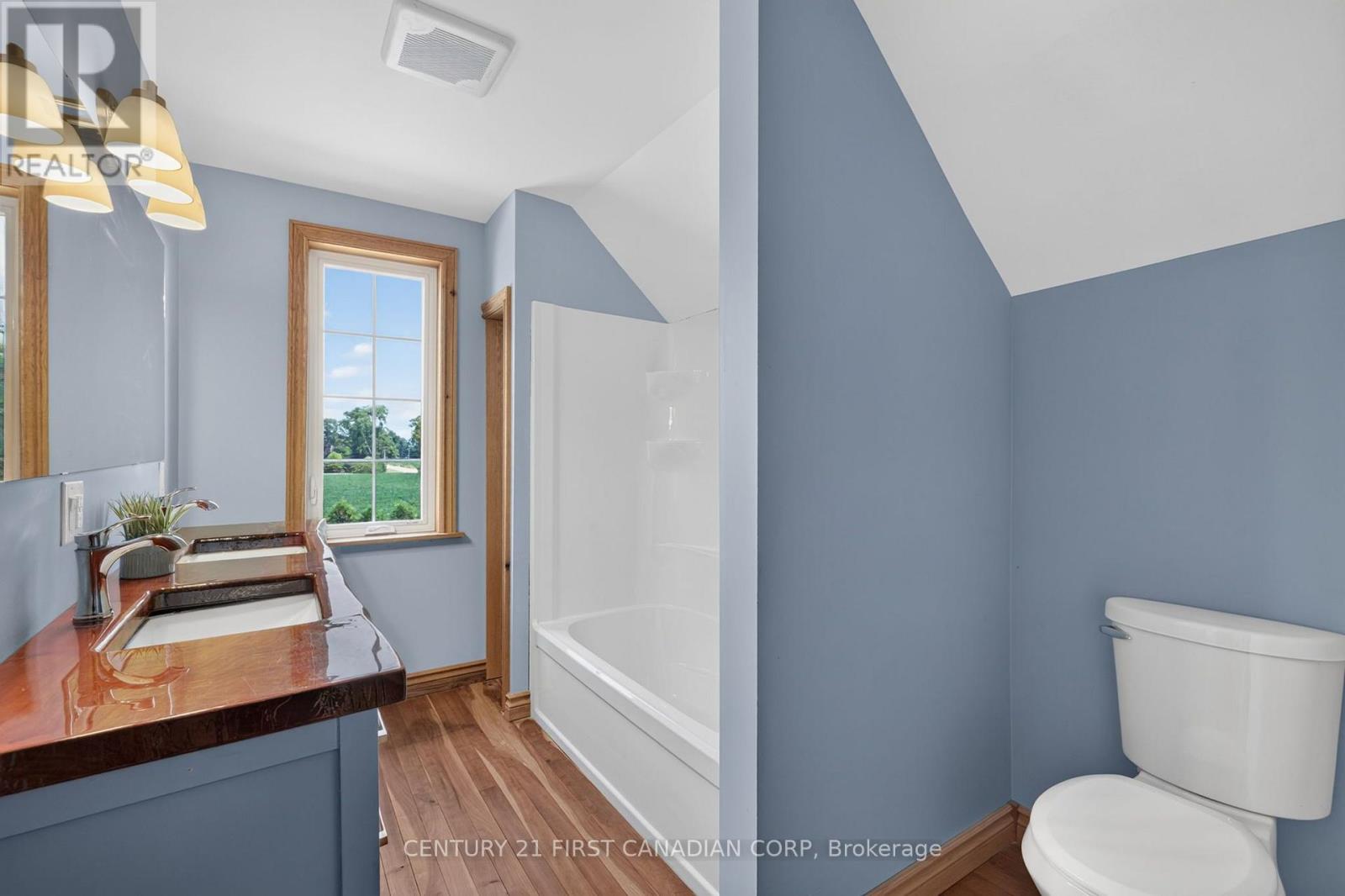 6196 Falconbridge Drive, Southwest Middlesex, Ontario  N0L 1A0 - Photo 27 - X13685402