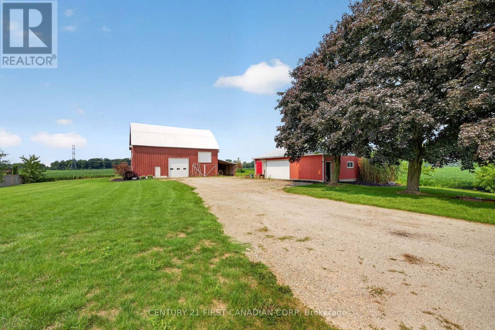 6196 Falconbridge Drive, Southwest Middlesex, Ontario  N0L 1A0 - Photo 32 - X13685402