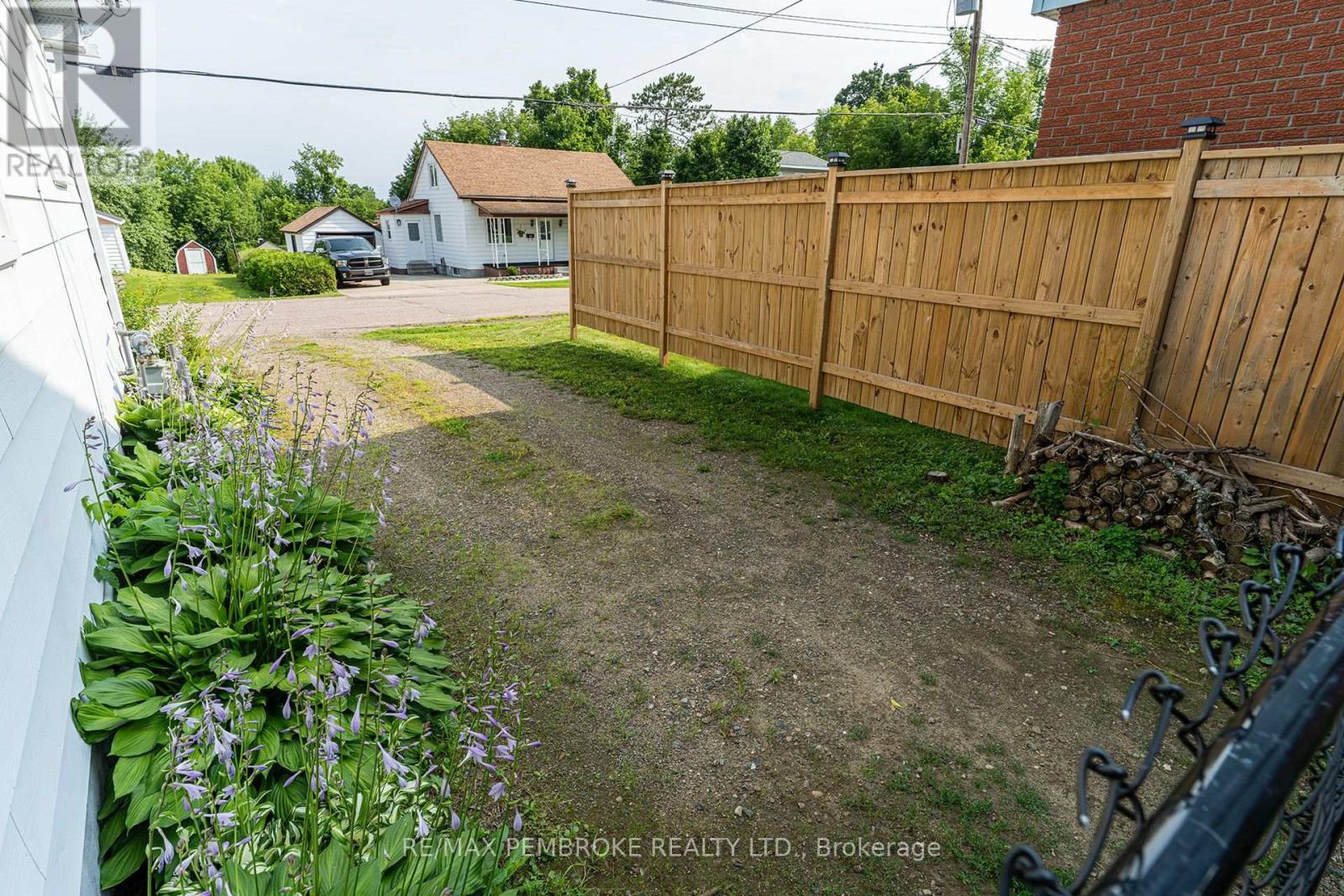 496 Wilbert Street, Pembroke, Ontario K8A 3G6 - Photo 35 - X13685436
