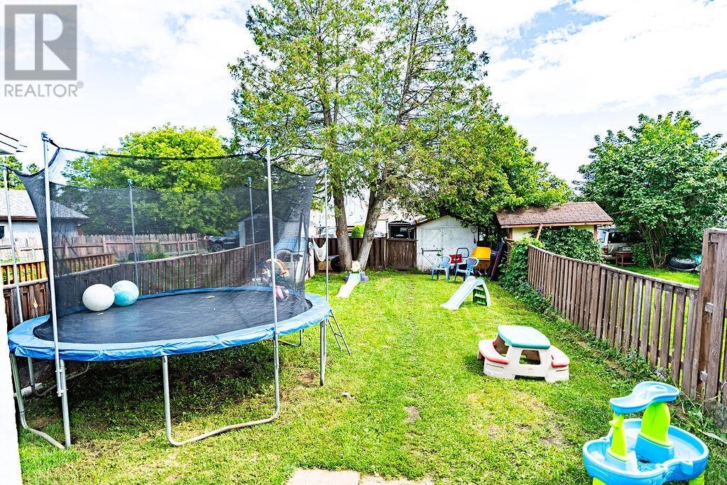 75 Ontario St, Thunder Bay, Ontario  P7B 3G1 - Photo 25 - TB2602397