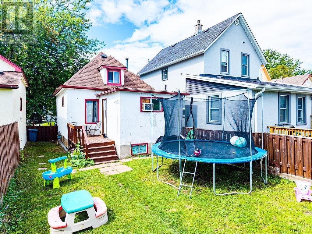 75 Ontario St, Thunder Bay, Ontario  P7B 3G1 - Photo 14 - TB2602397