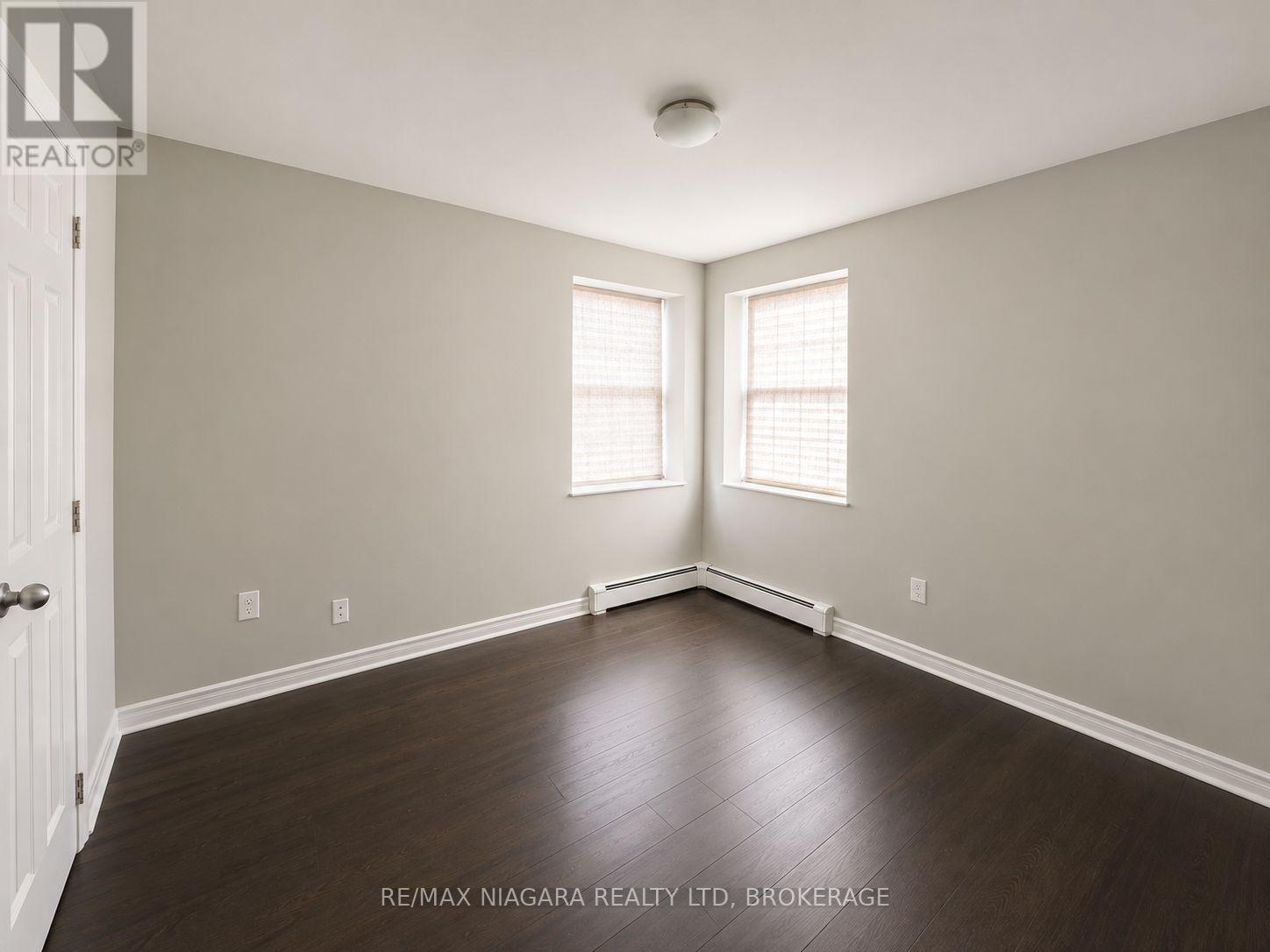 6 - 143 Westchester Crescent, St. Catharines, Ontario  L2P 2N8 - Photo 6 - X13685422