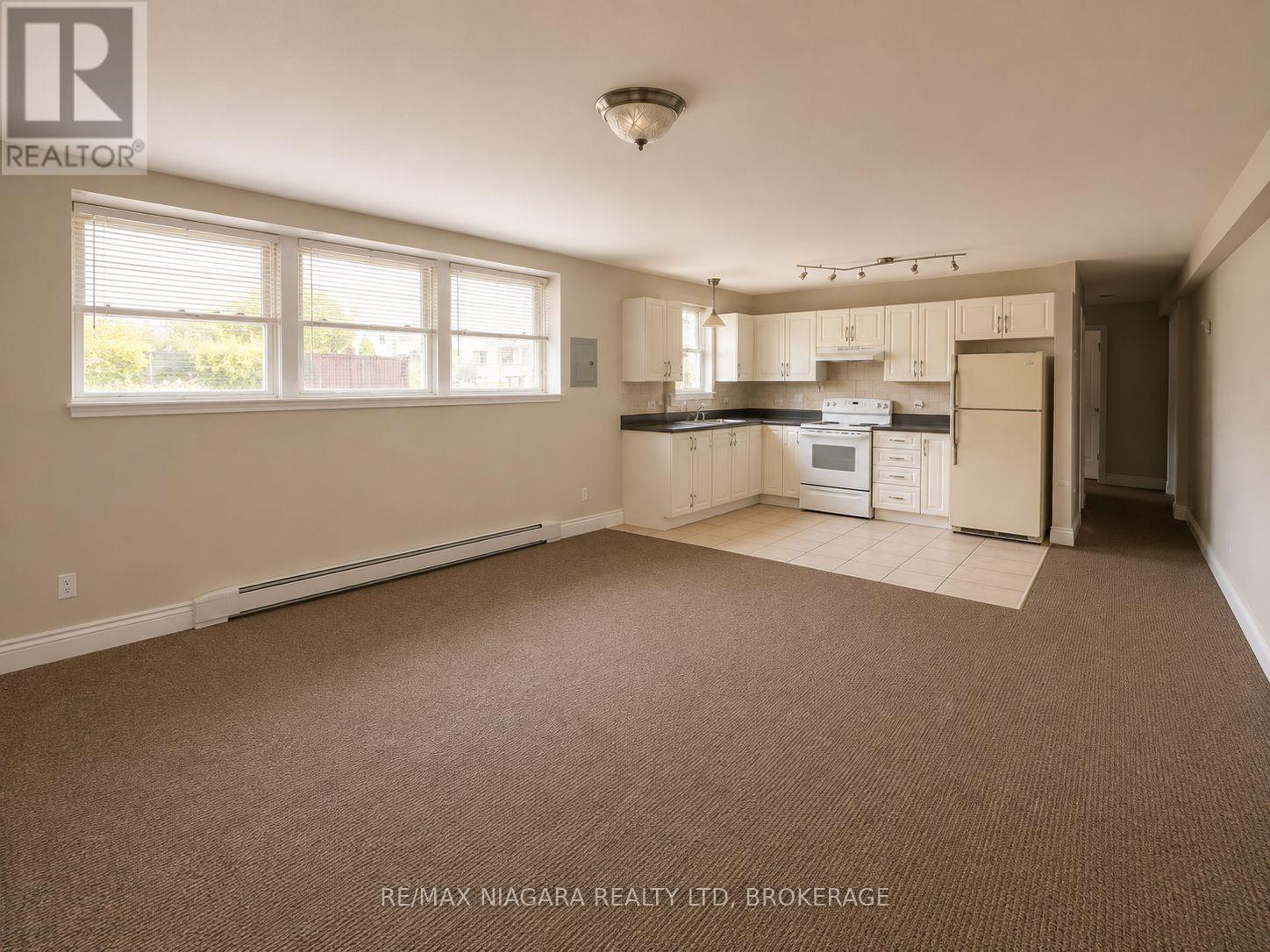 2 - 143 Westchester Crescent, St. Catharines, Ontario  L2P 2N8 - Photo 3 - X13685424