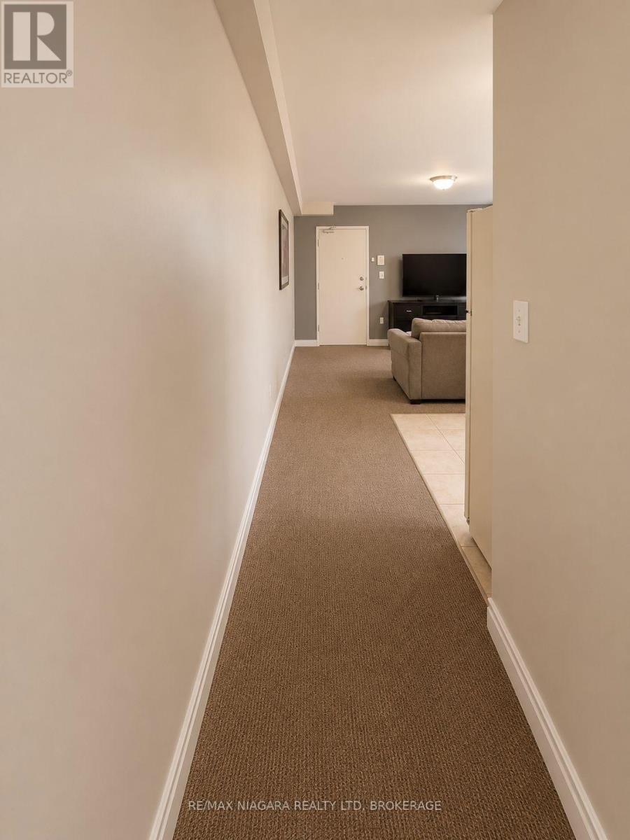 2 - 143 Westchester Crescent, St. Catharines, Ontario  L2P 2N8 - Photo 6 - X13685424