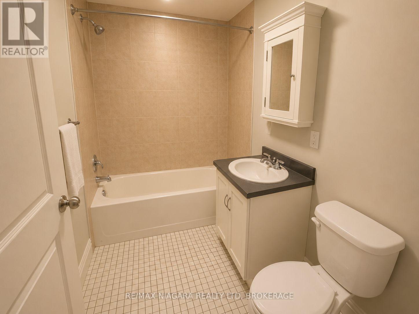 2 - 143 Westchester Crescent, St. Catharines, Ontario  L2P 2N8 - Photo 9 - X13685424