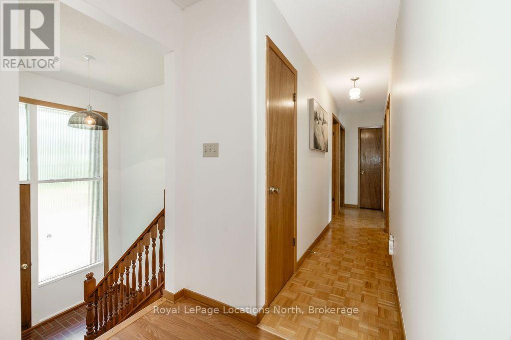 1928 Champlain Road, Tiny, Ontario  L9M 0B6 - Photo 3 - S13685428
