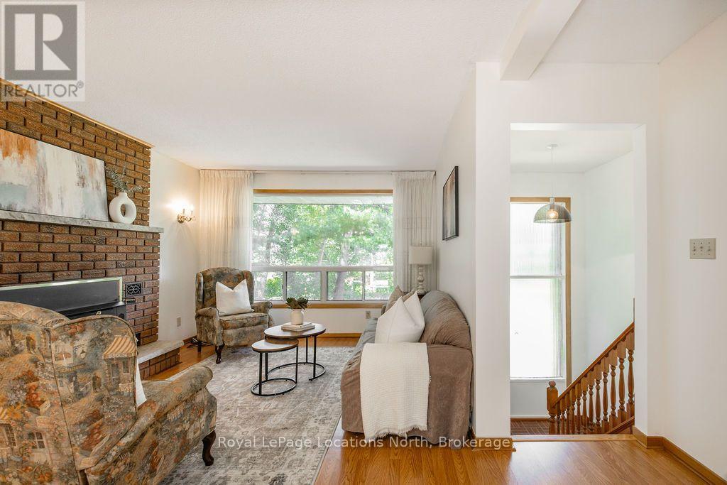 1928 Champlain Road, Tiny, Ontario  L9M 0B6 - Photo 4 - S13685428