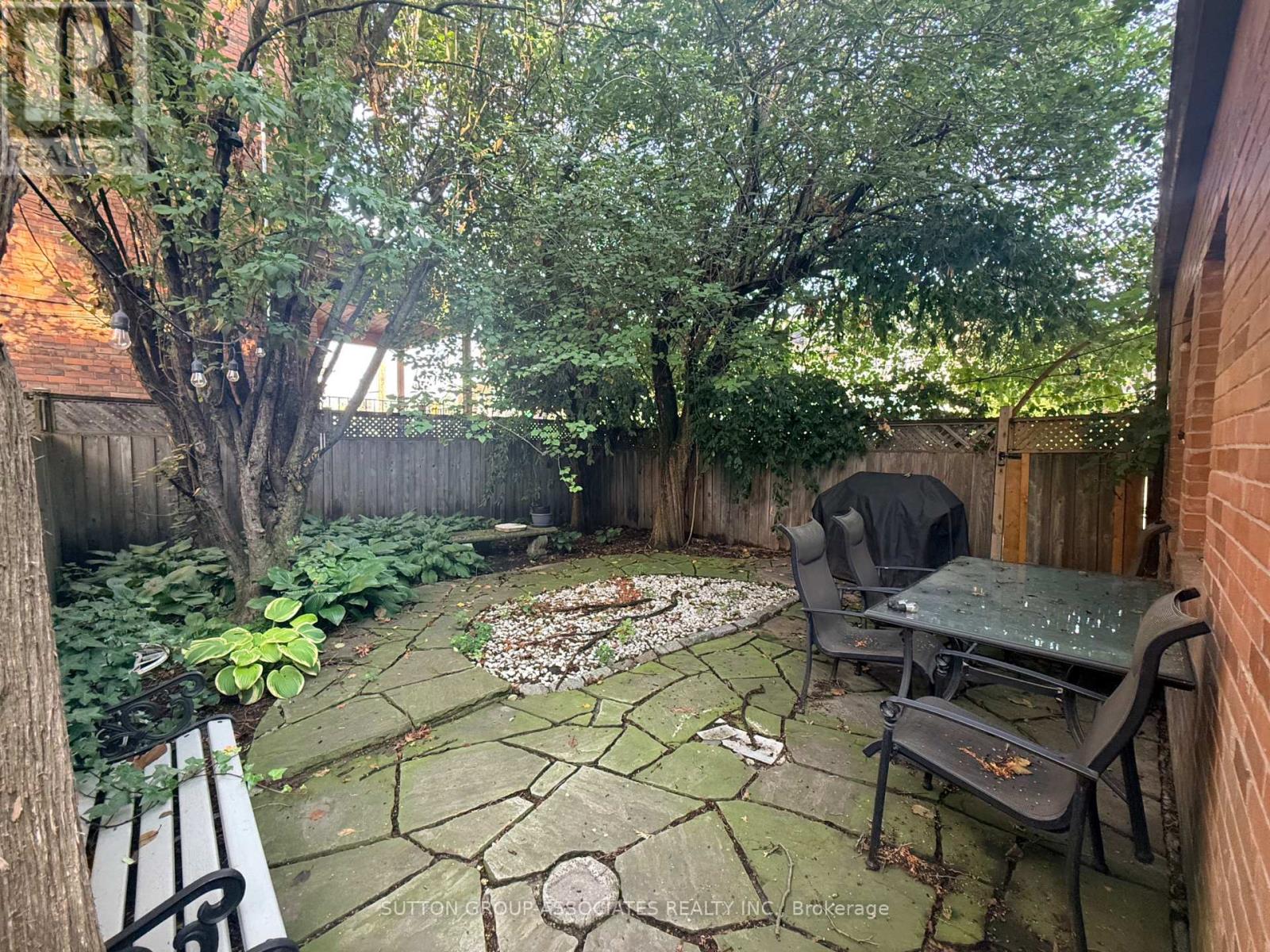 Main - 184 Madison Avenue, Toronto, Ontario M5R 2S5 - Photo 17 - C13685458