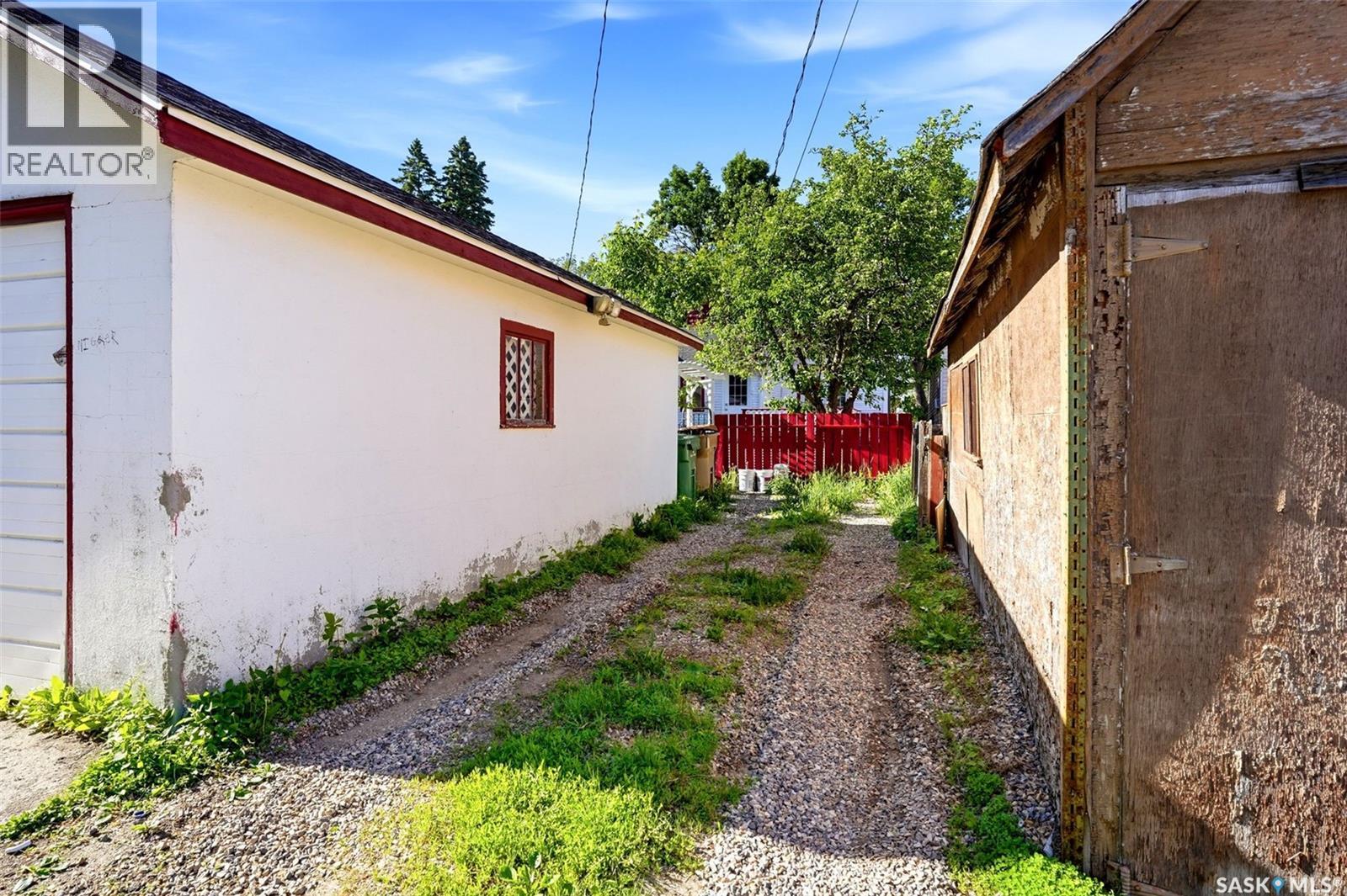 721 College Avenue, Regina, Saskatchewan  S4N 0X8 - Photo 44 - SK042908