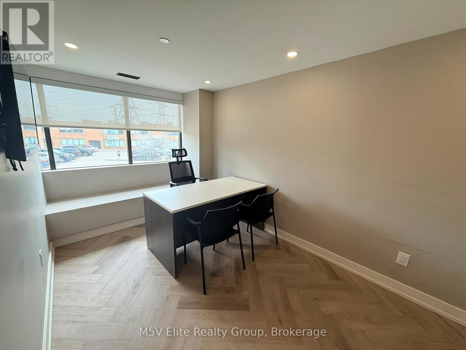 15 - 250 Regina Road, Vaughan, Ontario  L4L 8N2 - Photo 2 - N13685412