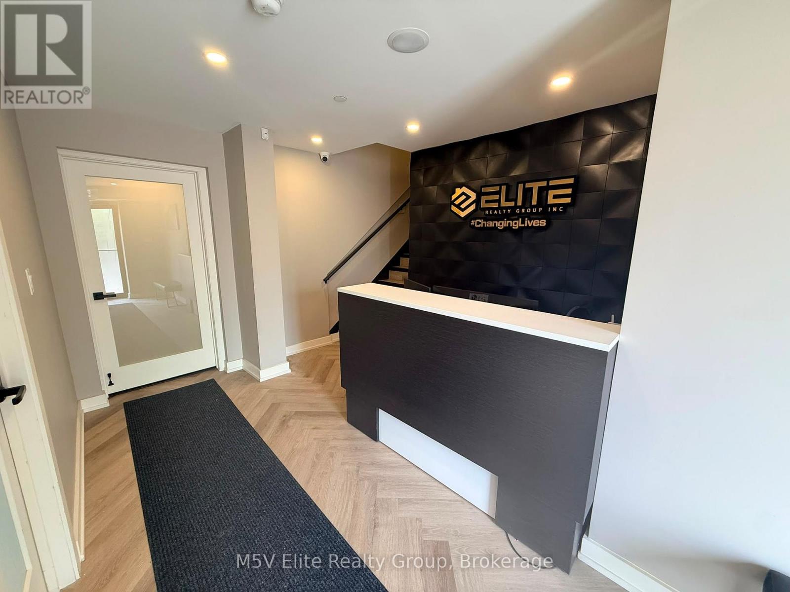 15 - 250 Regina Road, Vaughan, Ontario  L4L 8N2 - Photo 3 - N13685412