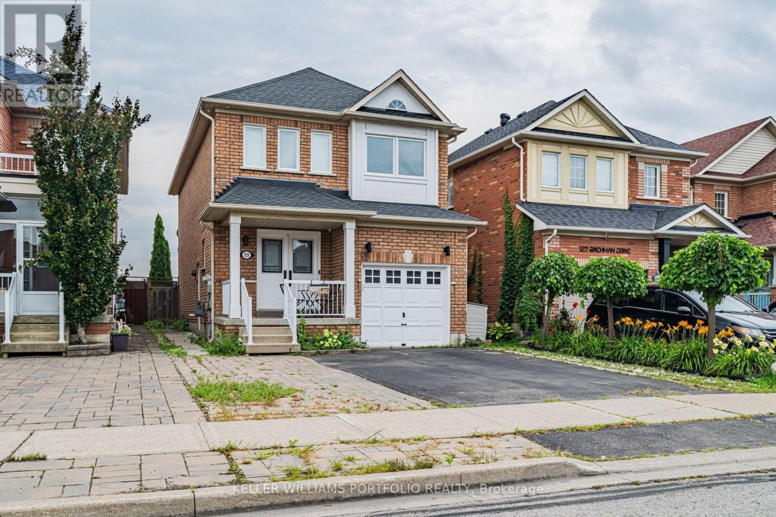 Lower - 131 Bachman Drive, Vaughan, Ontario  L6A 3R7 - Photo 3 - N13685452