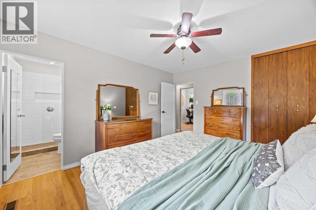 30 Gateway Drive Sw, Calgary, Alberta  T3E 4J7 - Photo 19 - A2335825