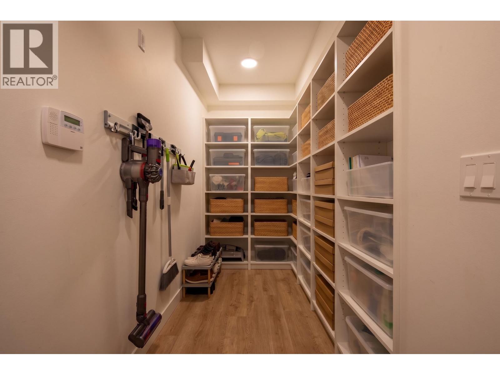 301 606 Foster Avenue, Coquitlam, British Columbia  V6J 0L5 - Photo 21 - R3156391