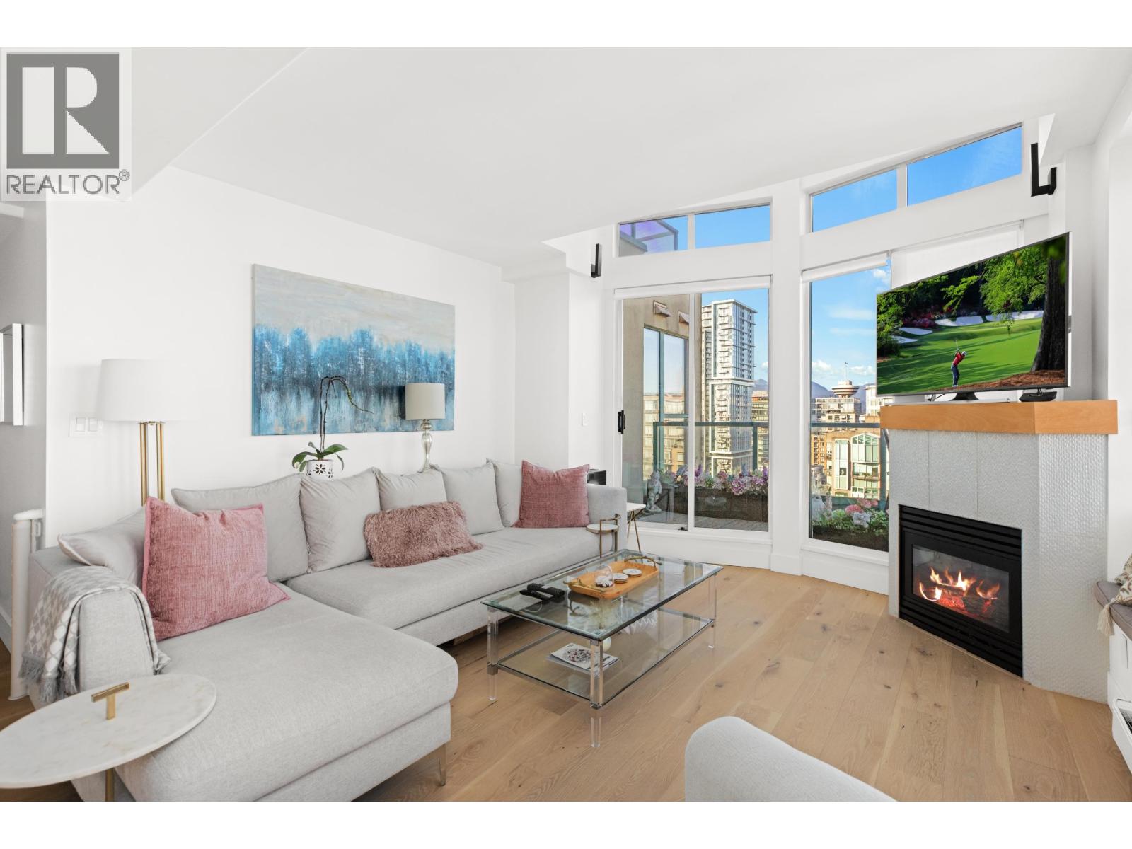 3602 939 Homer Street, Vancouver, British Columbia V6B 2W6 - Photo 3 - R3156591