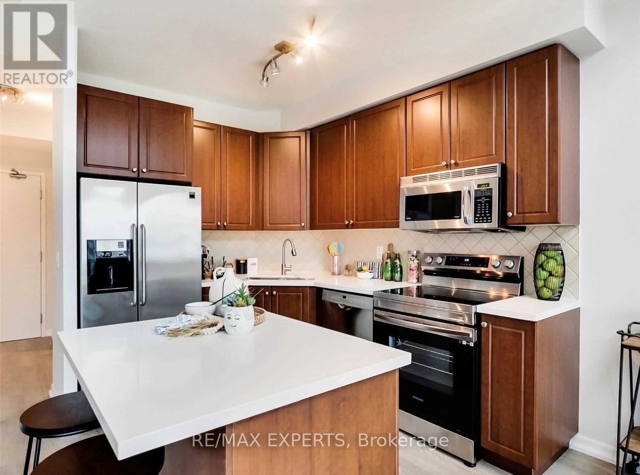 722 - 220 Burnhamthorpe Road W, Mississauga, Ontario  L5B 4N4 - Photo 13 - W13685448