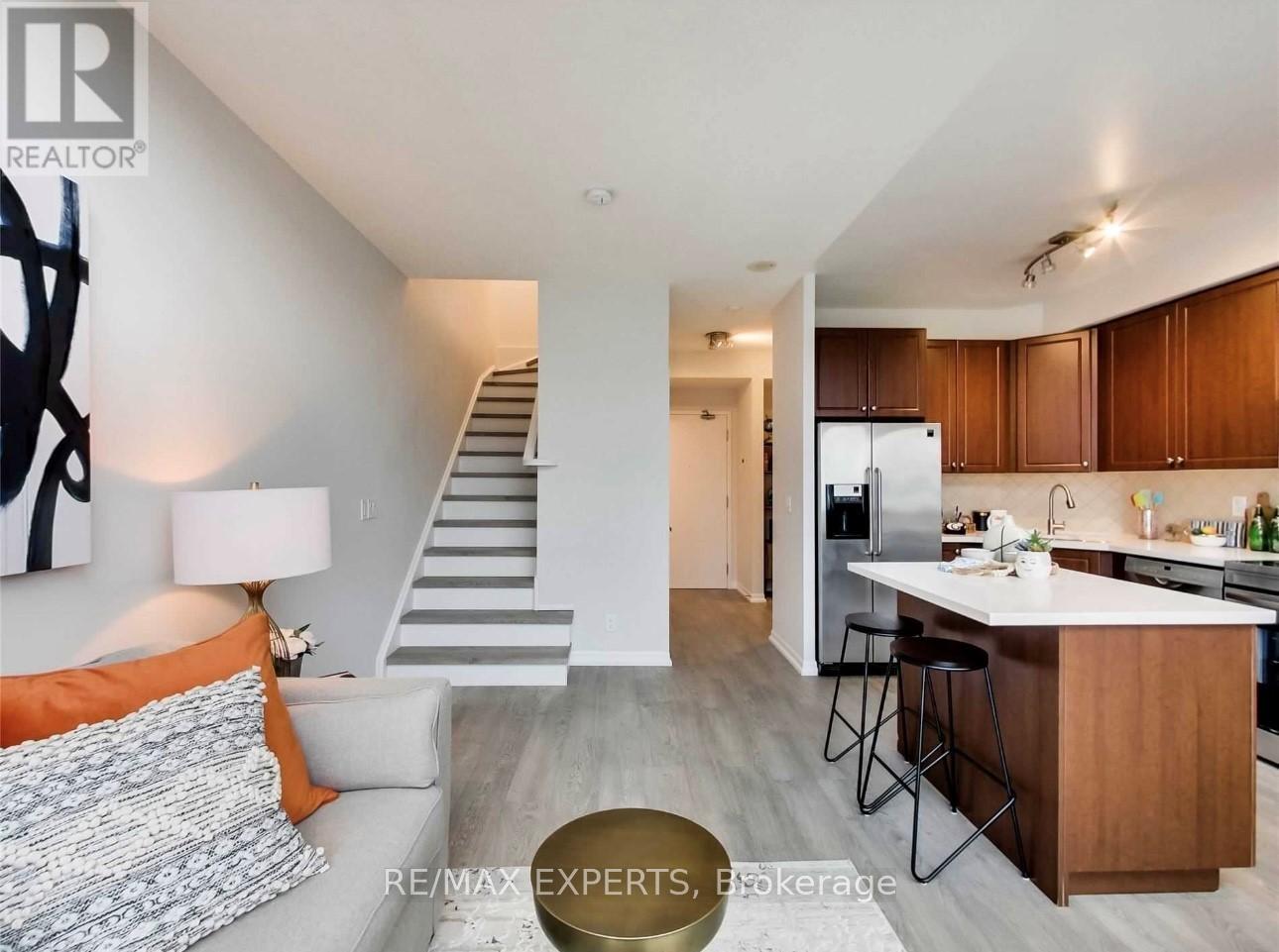 722 - 220 Burnhamthorpe Road W, Mississauga, Ontario  L5B 4N4 - Photo 22 - W13685448