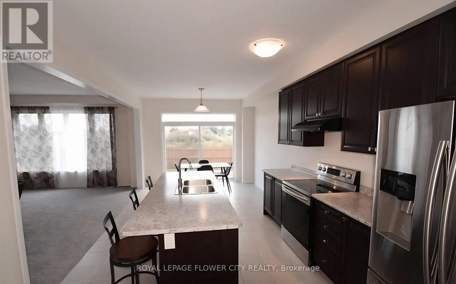 7657 Hackberry Trail, Niagara Falls, Ontario  L2H 3R5 - Photo 4 - X13685418