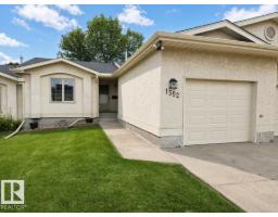 1552 54 St NW, Edmonton, Alberta T6L 6H4 (30166808)