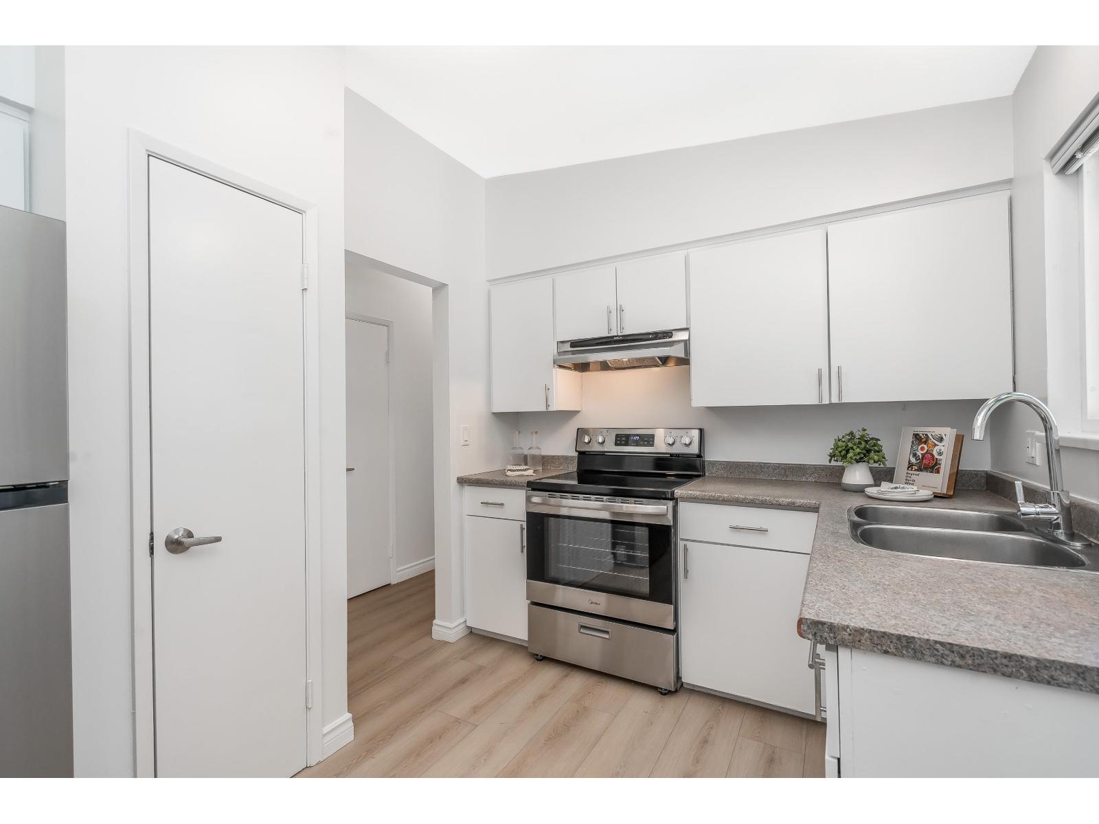 11291 Regal Drive, Surrey, British Columbia  V3V 2S5 - Photo 8 - R3154221