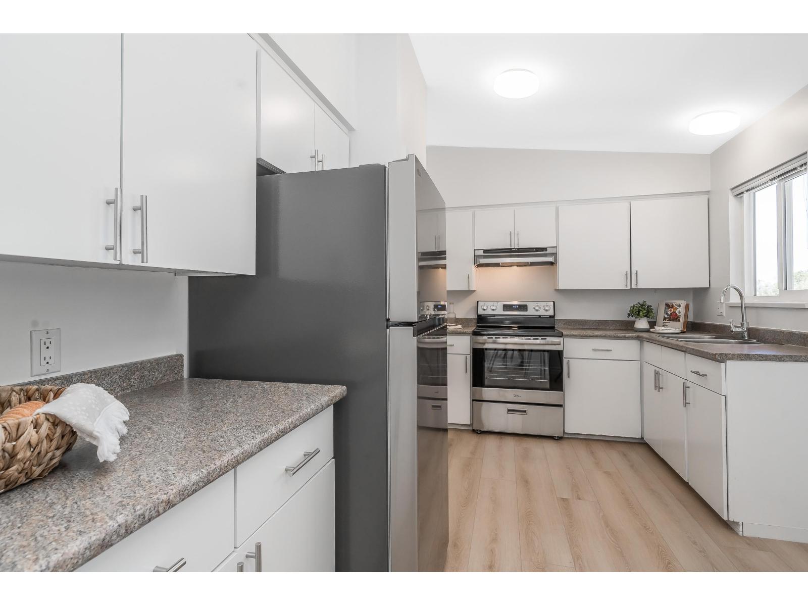 11291 Regal Drive, Surrey, British Columbia  V3V 2S5 - Photo 10 - R3154221