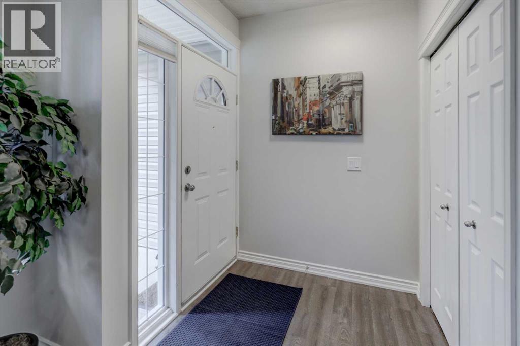 102, 39 Hidden Creek Place NW, Calgary, Alberta  T3A 6B9 - Photo 2 - A2336425