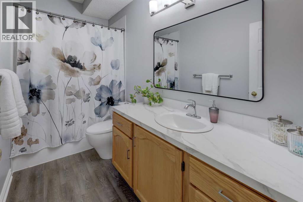 102, 39 Hidden Creek Place NW, Calgary, Alberta  T3A 6B9 - Photo 17 - A2336425