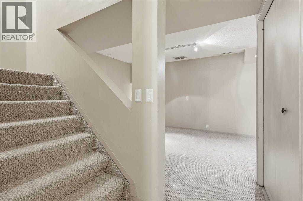224, 999 Canyon Meadows Drive SW, Calgary, Alberta  T2W 2S6 - Photo 36 - A2337687