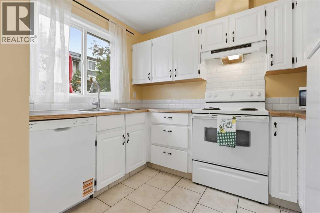 224, 999 Canyon Meadows Drive SW, Calgary, Alberta  T2W 2S6 - Photo 18 - A2337687