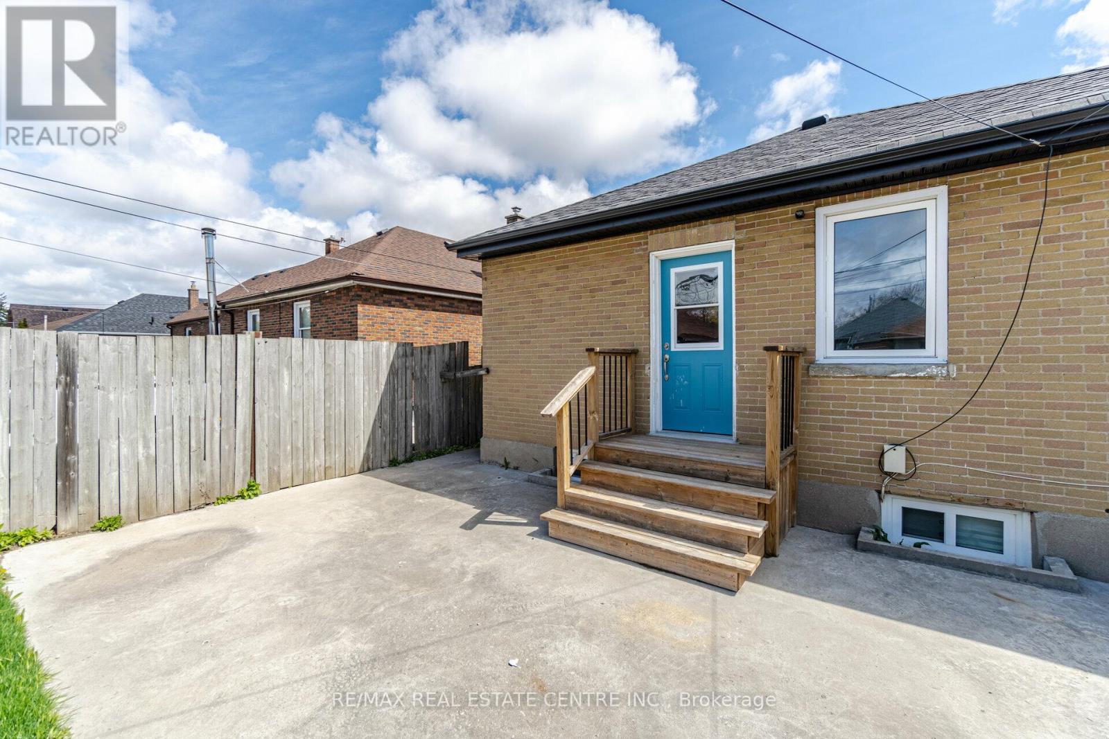 Upper Level - 102 Wilson Road S, Oshawa, Ontario  L1H 6B7 - Photo 23 - E13683962
