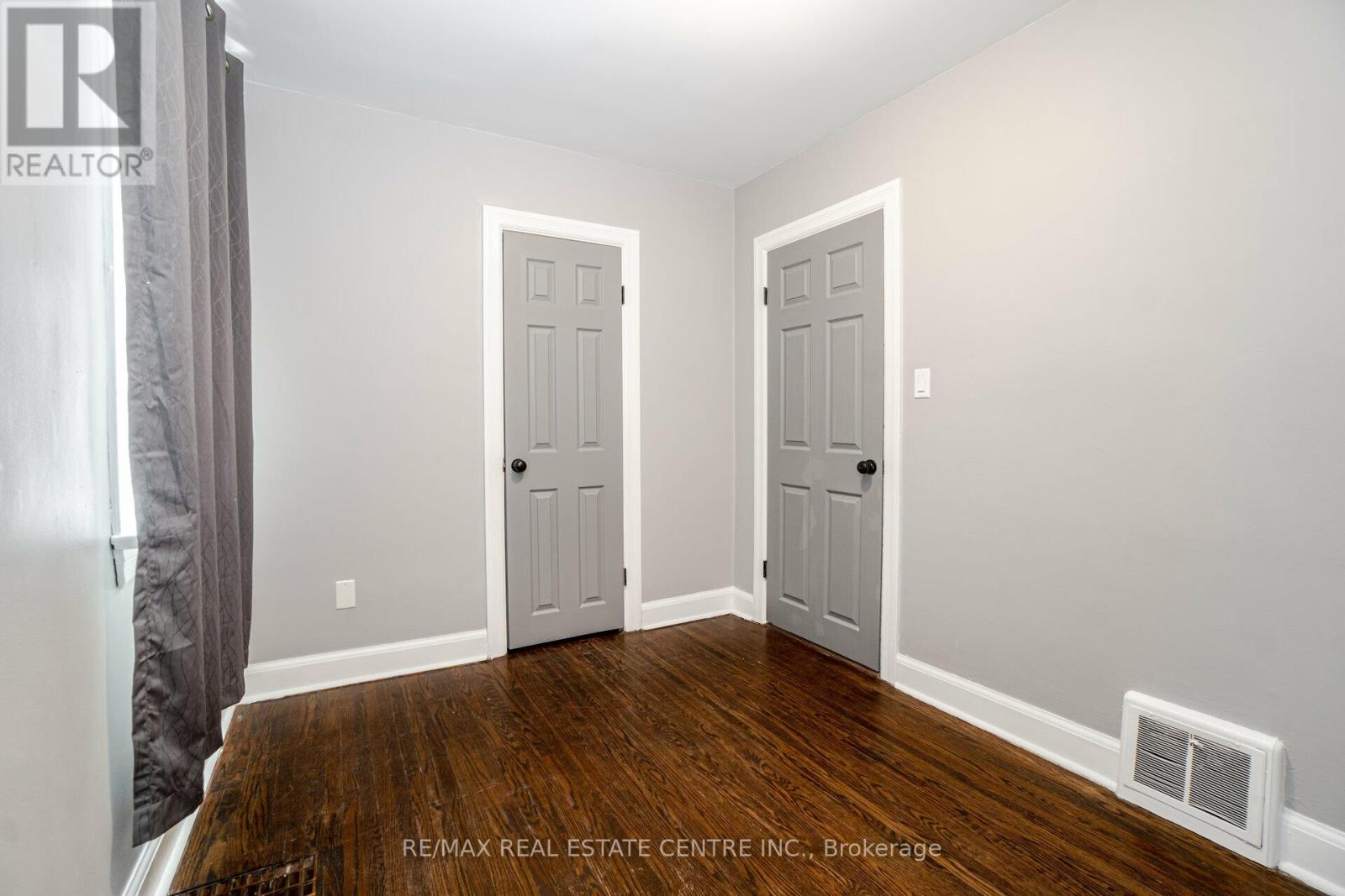 Upper Level - 102 Wilson Road S, Oshawa, Ontario  L1H 6B7 - Photo 21 - E13683962