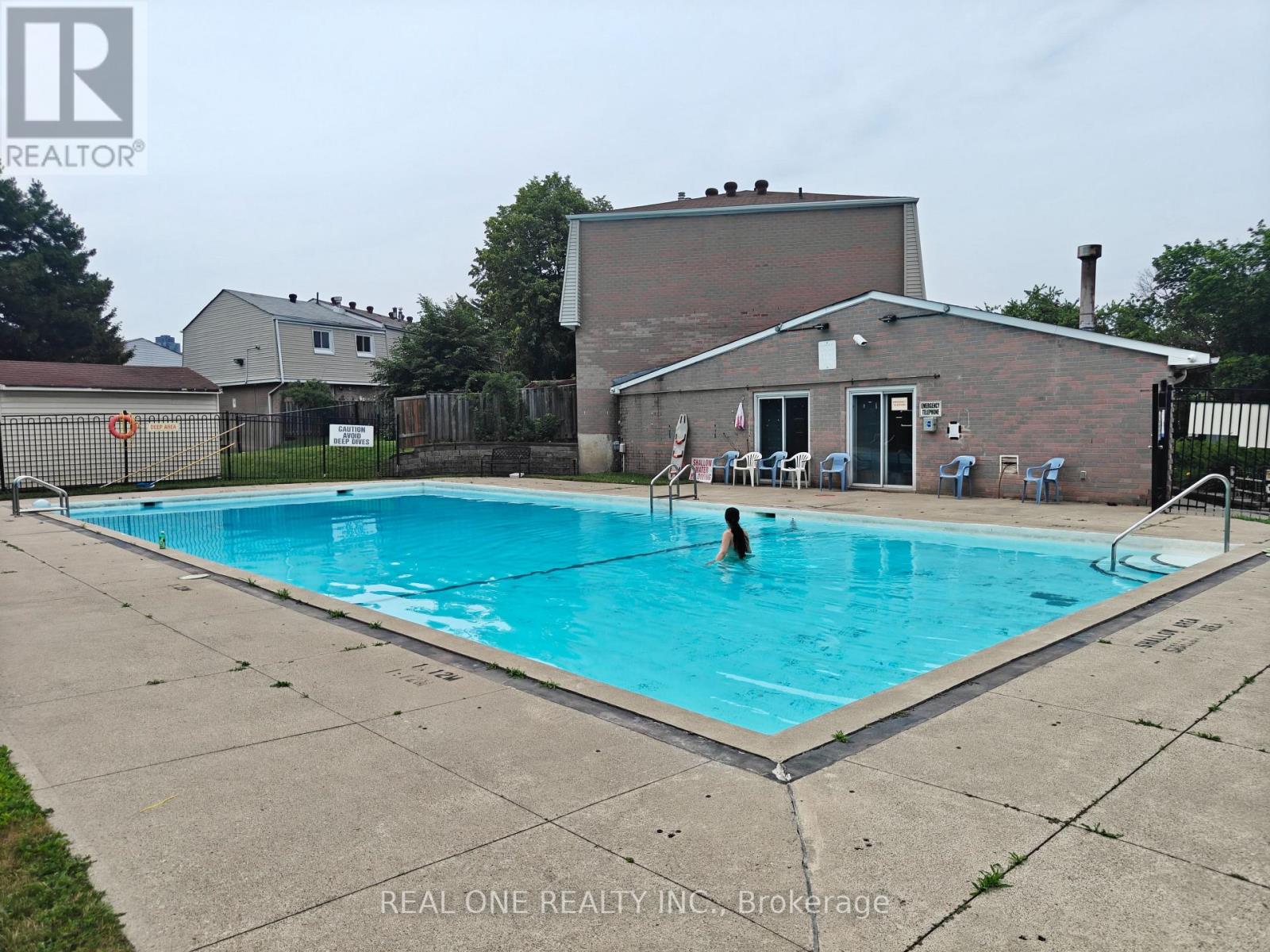 124 - 400 Mississauga Valley Boulevard, Mississauga, Ontario  L5A 3N6 - Photo 2 - W13522912