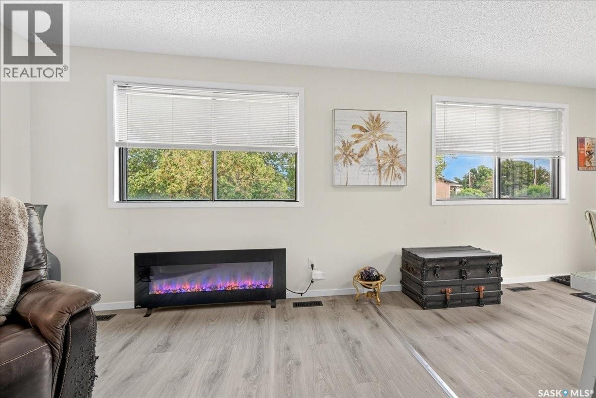 1324 Courtney Street, Regina, Saskatchewan  S4T 7S1 - Photo 10 - SK045573