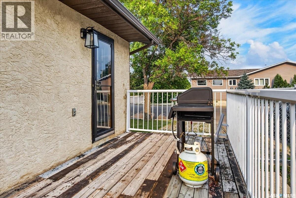1324 Courtney Street, Regina, Saskatchewan  S4T 7S1 - Photo 22 - SK045573
