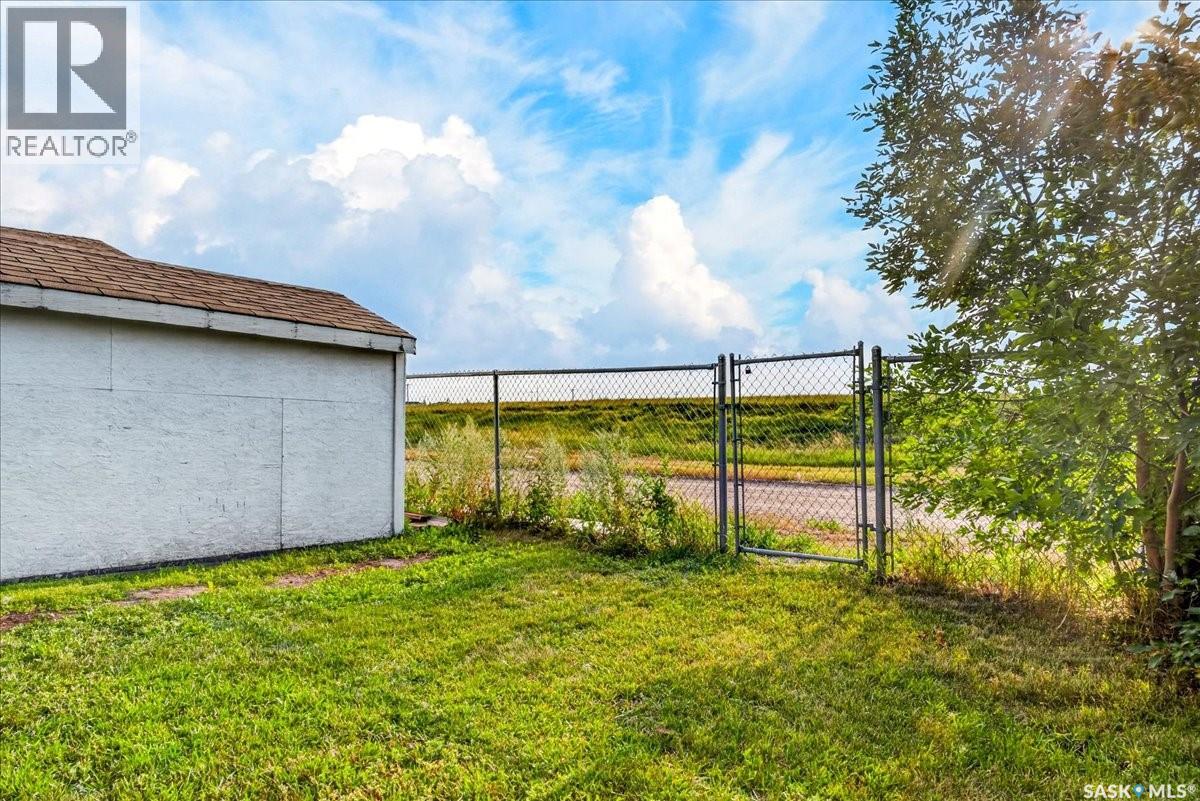 1324 Courtney Street, Regina, Saskatchewan  S4T 7S1 - Photo 24 - SK045573