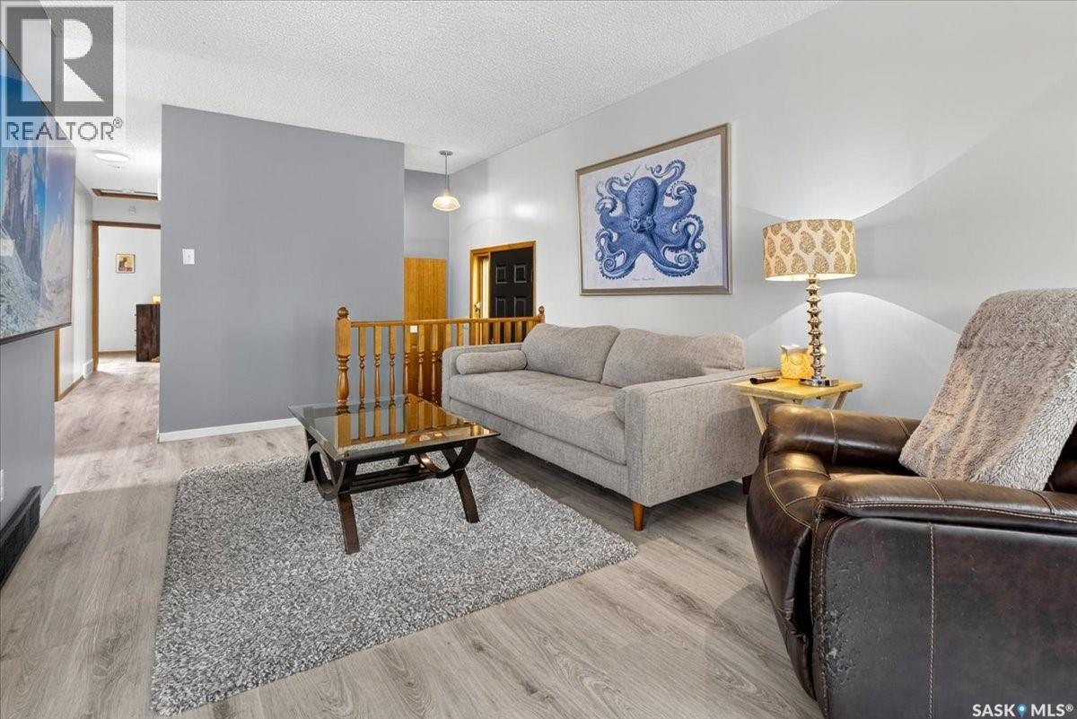 1324 Courtney Street, Regina, Saskatchewan  S4T 7S1 - Photo 8 - SK045573