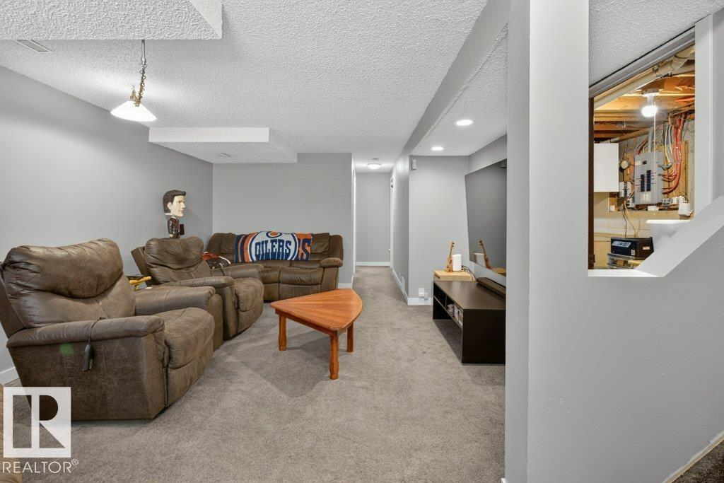 4624 36 Av NW, Edmonton, Alberta  T6L 3S3 - Photo 24 - E4504071