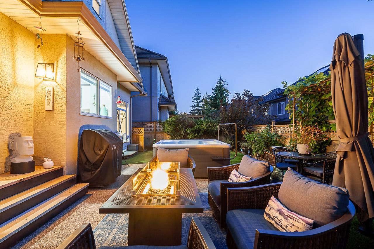 35 3363 Rosemary Heights Crescent, Surrey, British Columbia  V3Z 0X8 - Photo 32 - R3110333