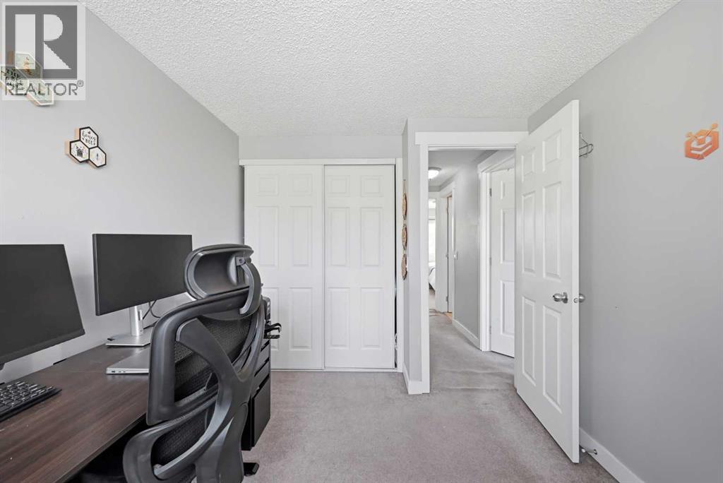 11, 1155 Falconridge Drive NE, Calgary, Alberta  T3J 1E1 - Photo 9 - A2318172