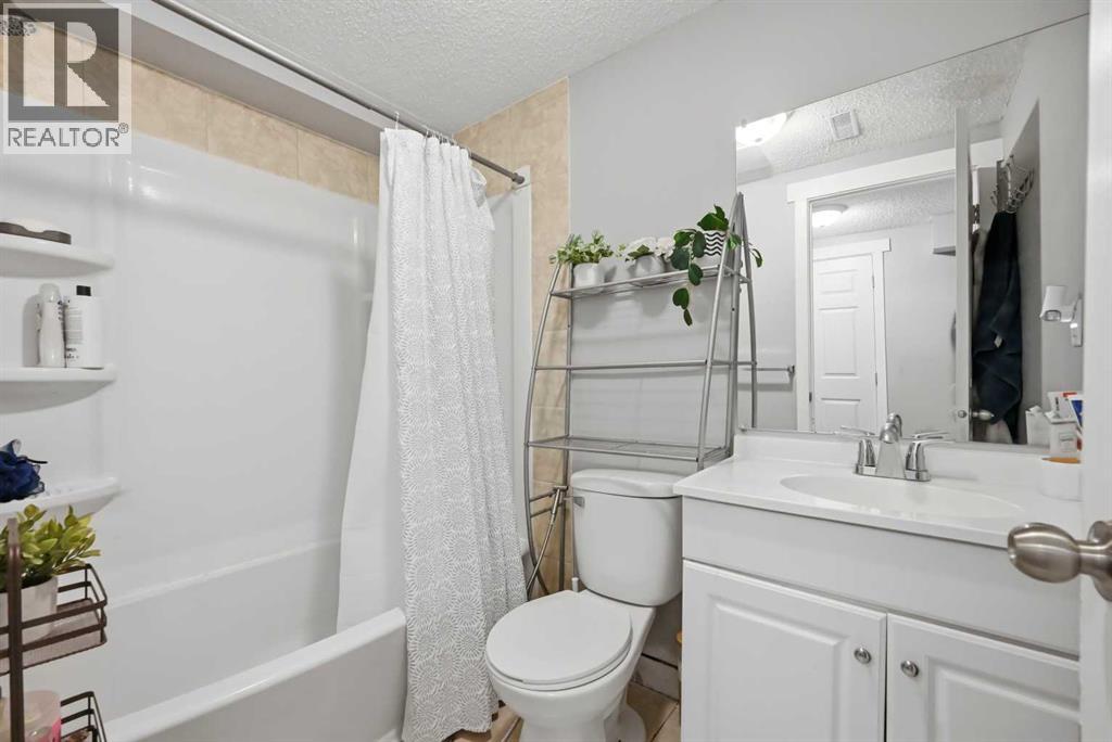 11, 1155 Falconridge Drive NE, Calgary, Alberta  T3J 1E1 - Photo 18 - A2318172