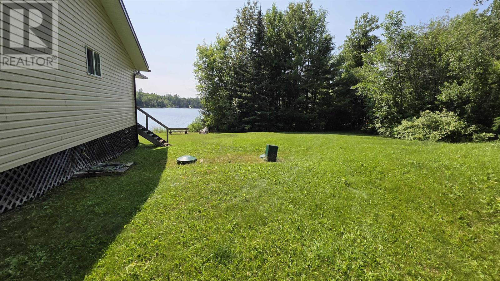 2 Moore Bay, Kenora, Ontario  P0X 1H0 - Photo 4 - TB2602325