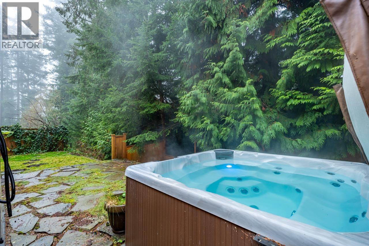 30 Hawthorn Drive, Port Moody, British Columbia  V3H 0A4 - Photo 35 - R3137008