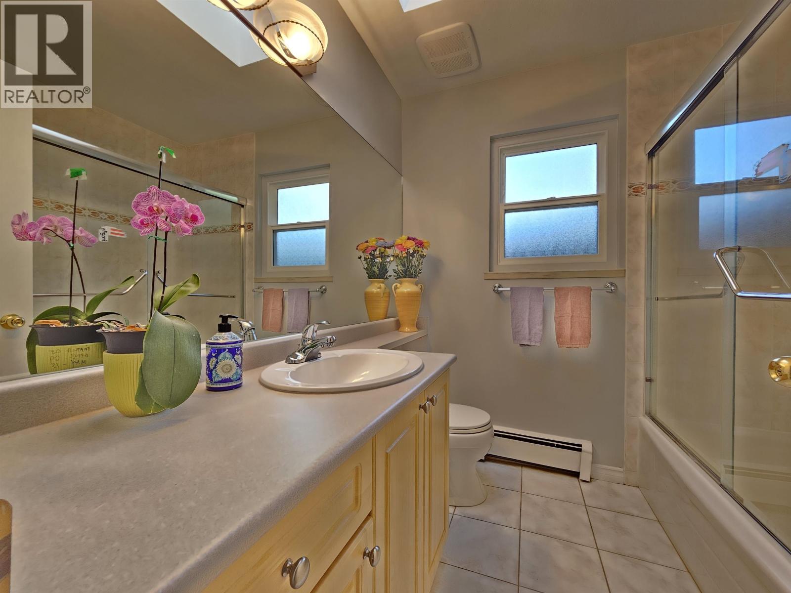 5521 Dundee Street, Vancouver, British Columbia  V5R 3T8 - Photo 11 - R3156640