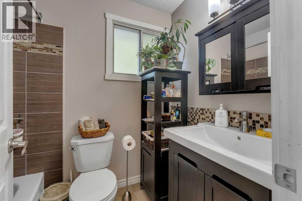35 Rundlemere Place Ne, Calgary, Alberta  T1Y 3K4 - Photo 18 - A2335713